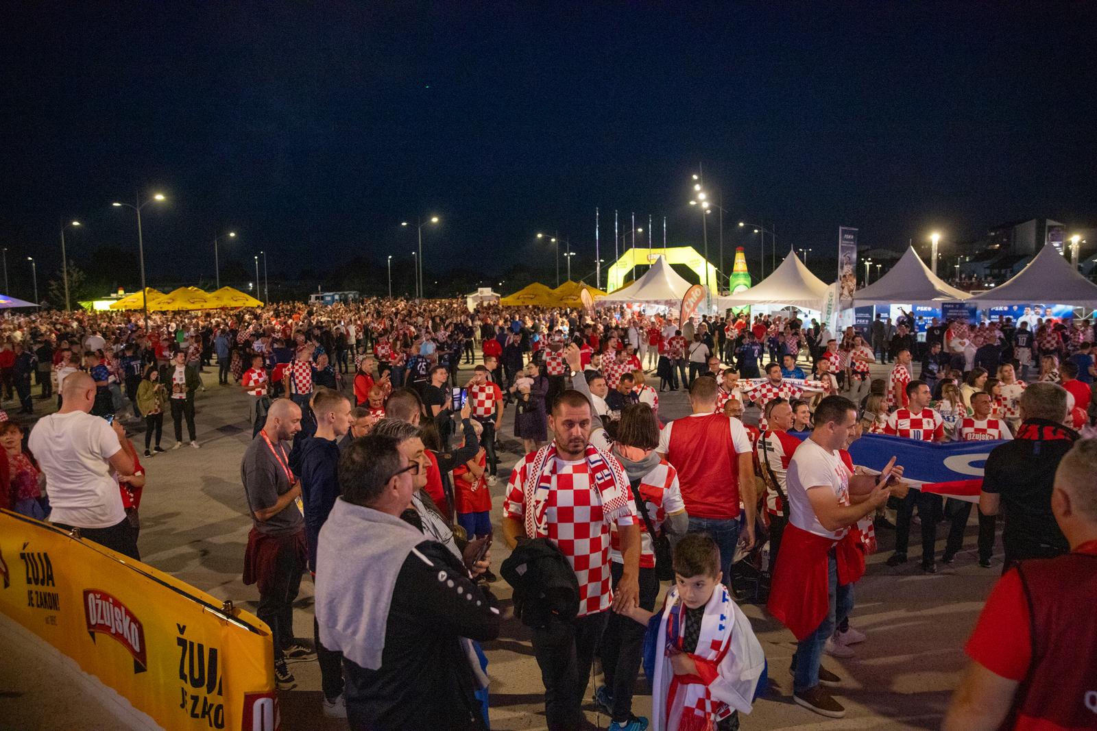 Navijači na Pampasu