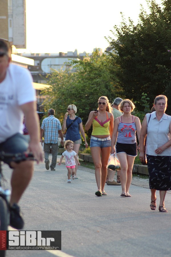 nedjeljna_setnja_gradom_SiBhr_1