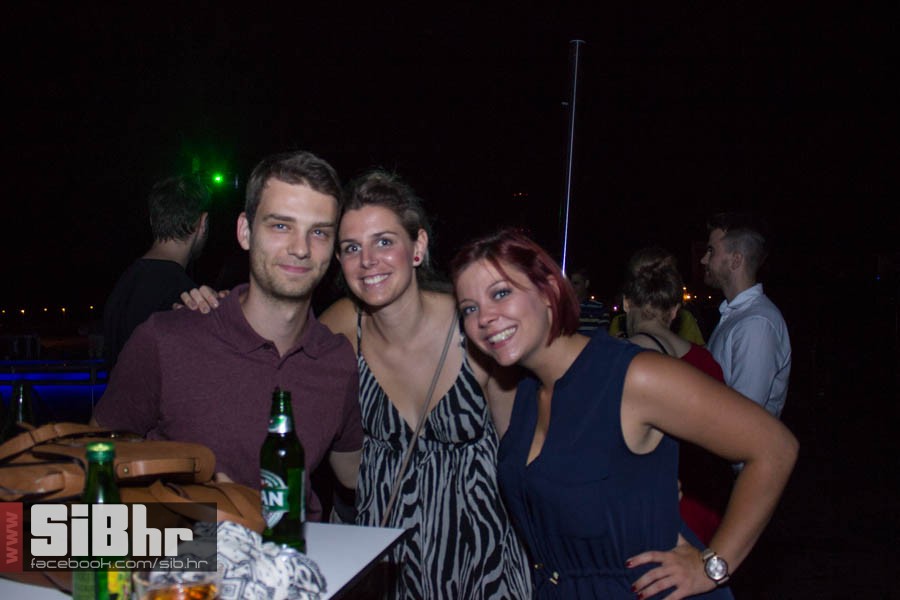 outside_i_tufna_9