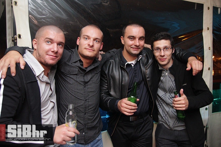 barka_0709_SiBhr_32 barka_0709_SiBhr_32