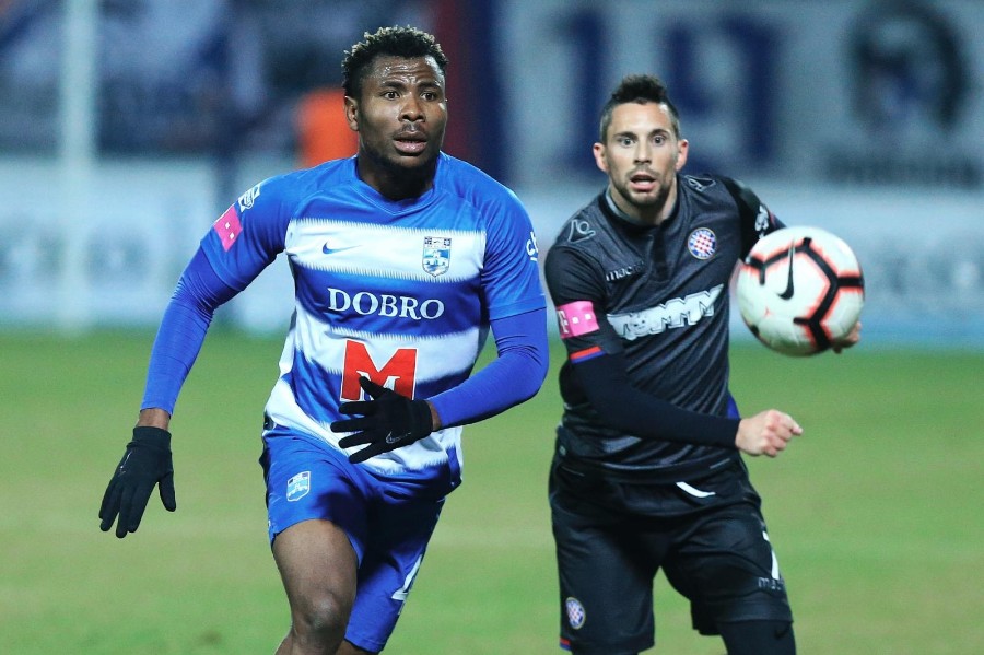 PXL_051218_22910614-900×599