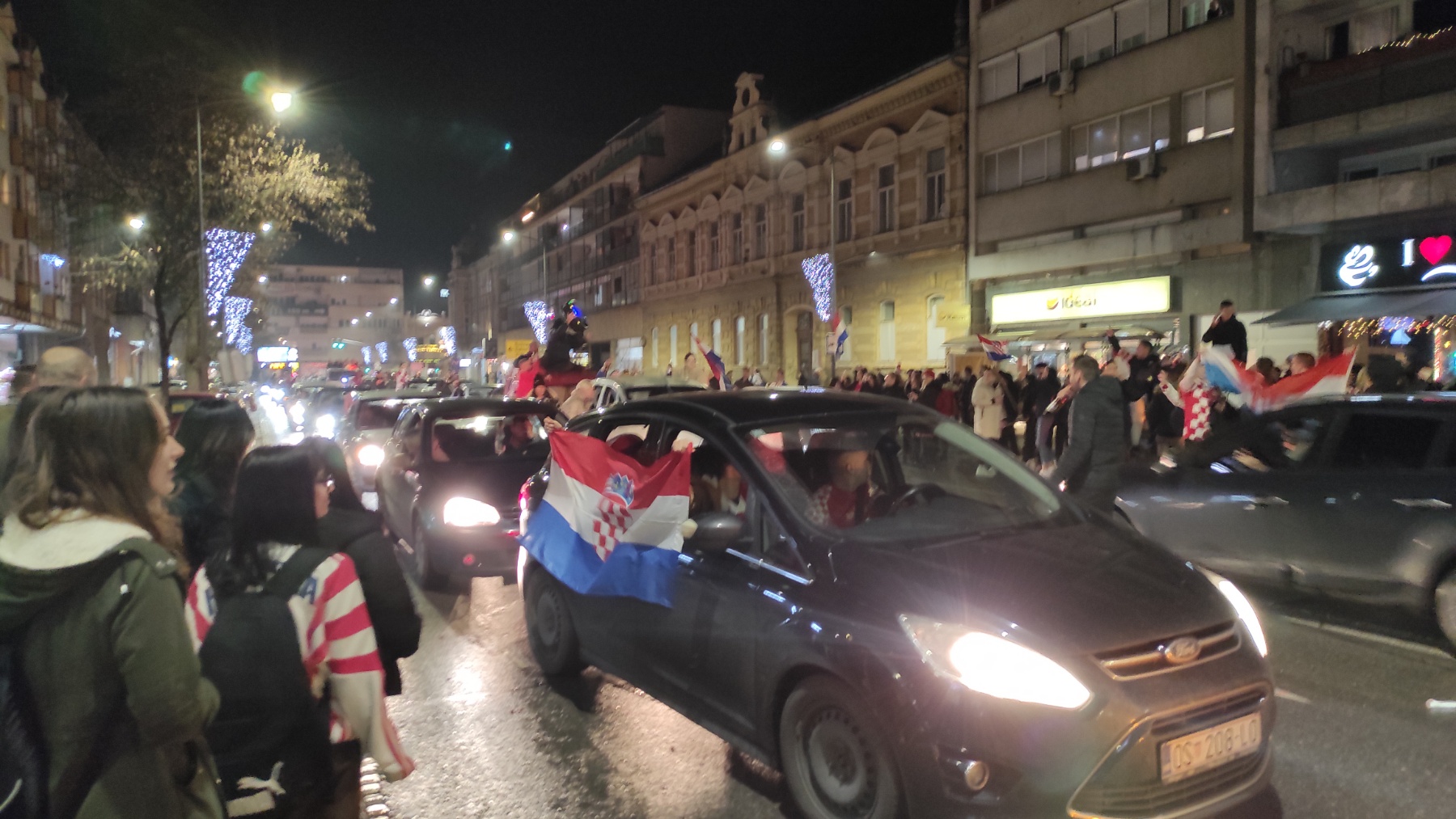 Slavlje nakon pobjede Hrvatske