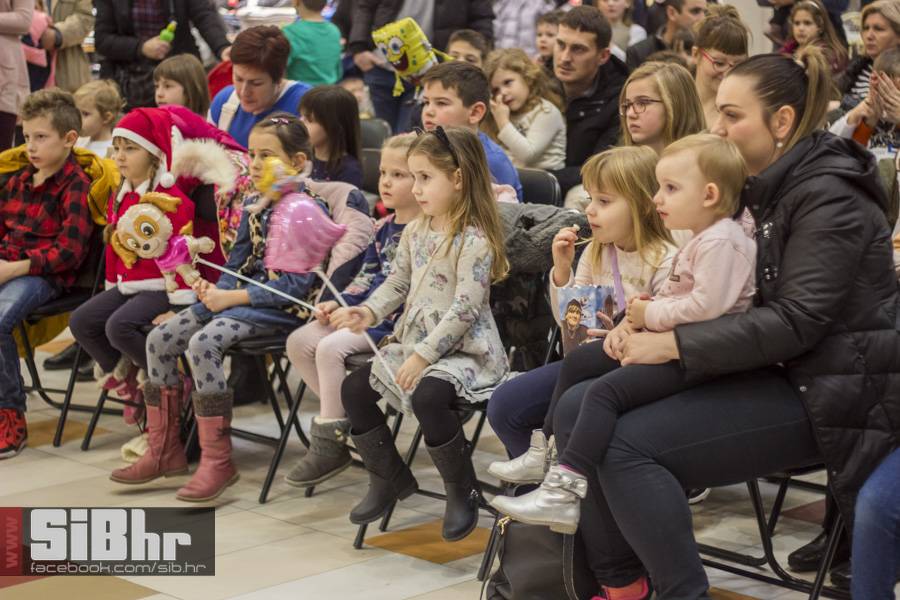 bozicna_predstava_mall_1