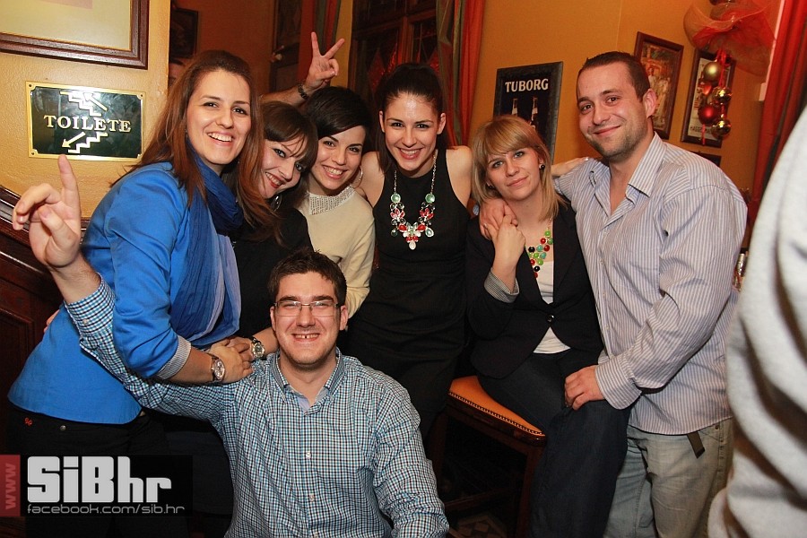 nocni_zivot_OldBridgePub_040120