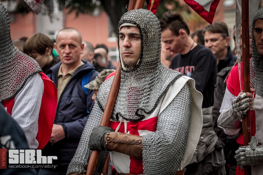 kolona_sjecanja_vukovar_1811201