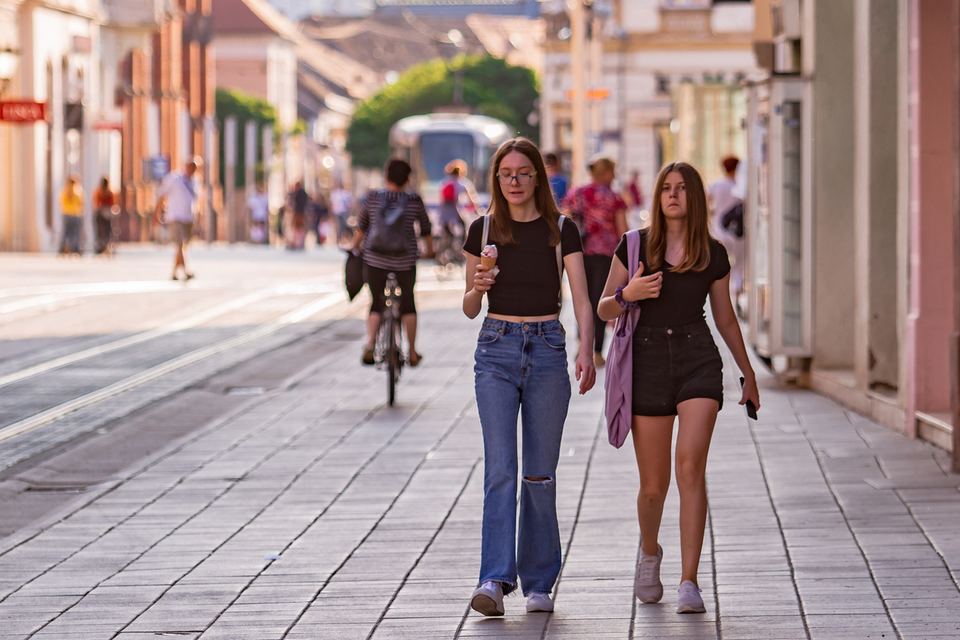 Klikom po Osijeku: Legice i lege u ljetnoj šetnji