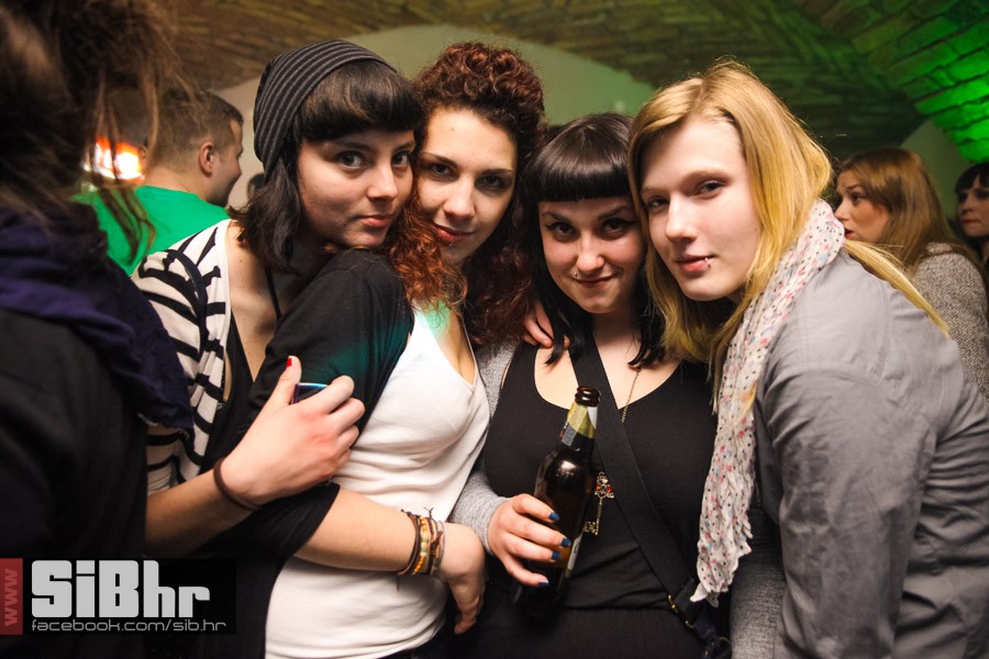 exit-viptaxi_SiBhr_4 exit-viptaxi_SiBhr_4