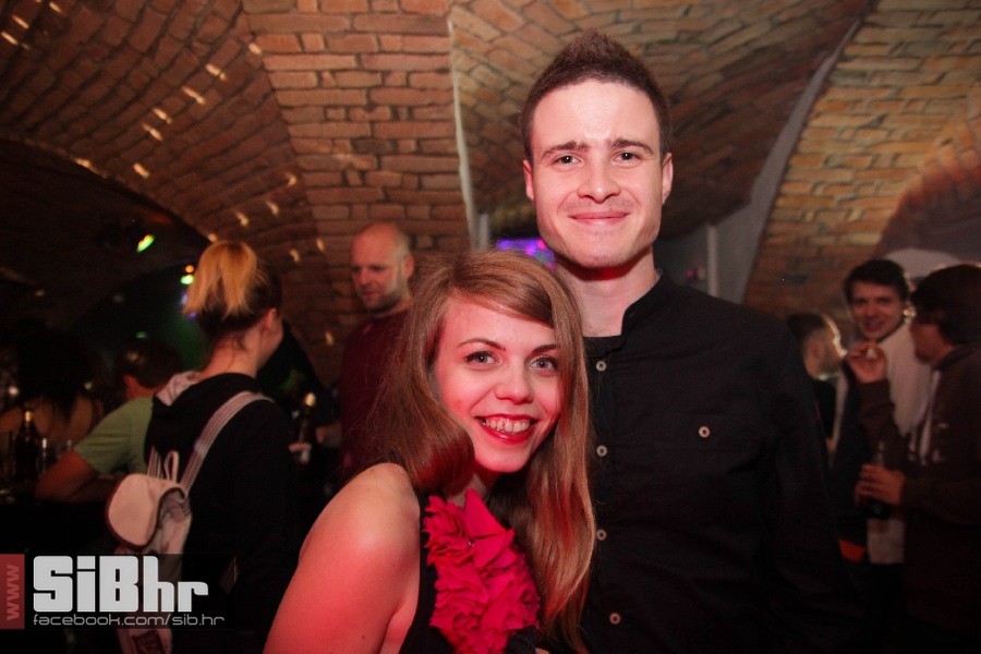 exit_1105_SiBhr_14