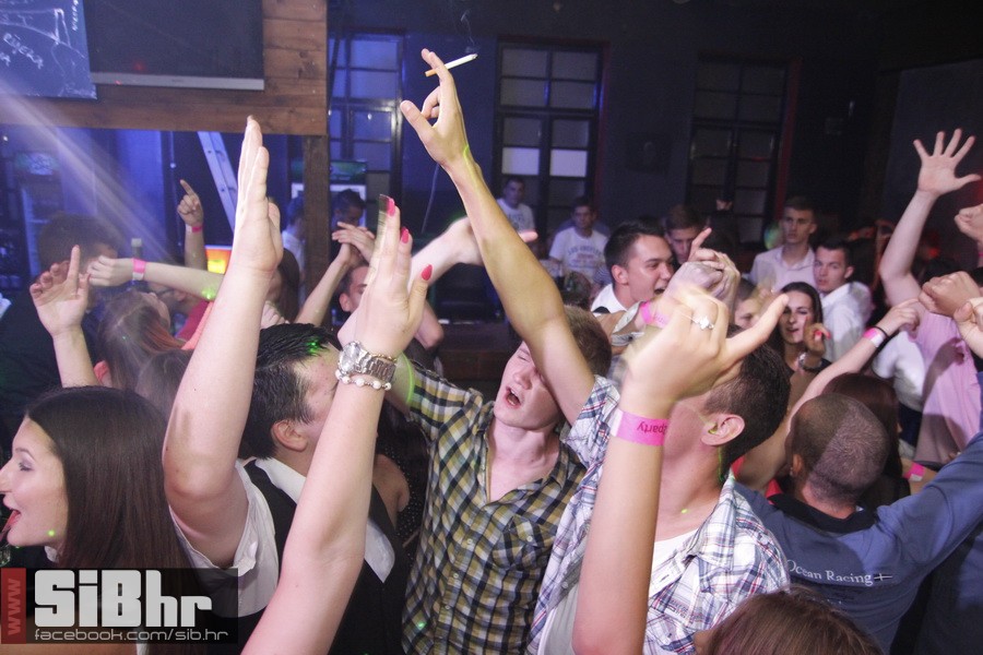 red_carpet_zoran_bastion_38