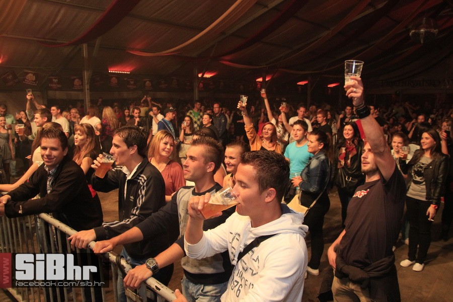 dani_prvog_hrvatskog_piva_2014_