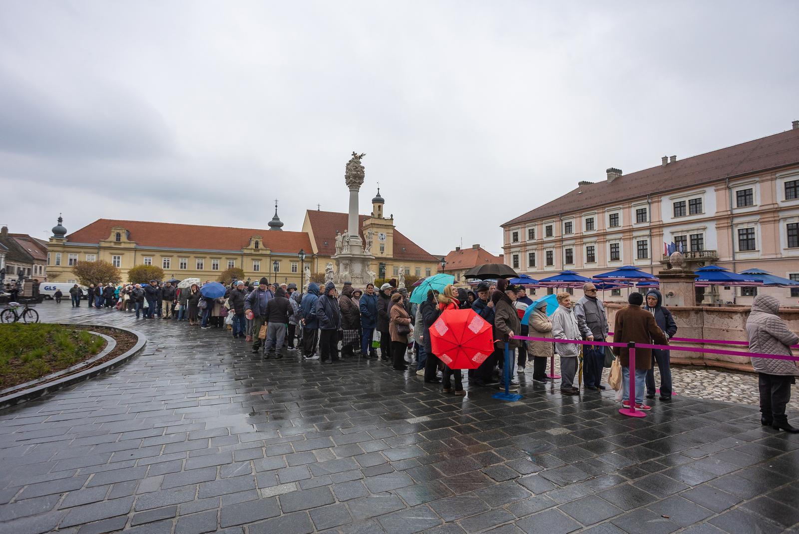 Podjela fiš paprikaša u Tvrđi, Veliki petak 2023.