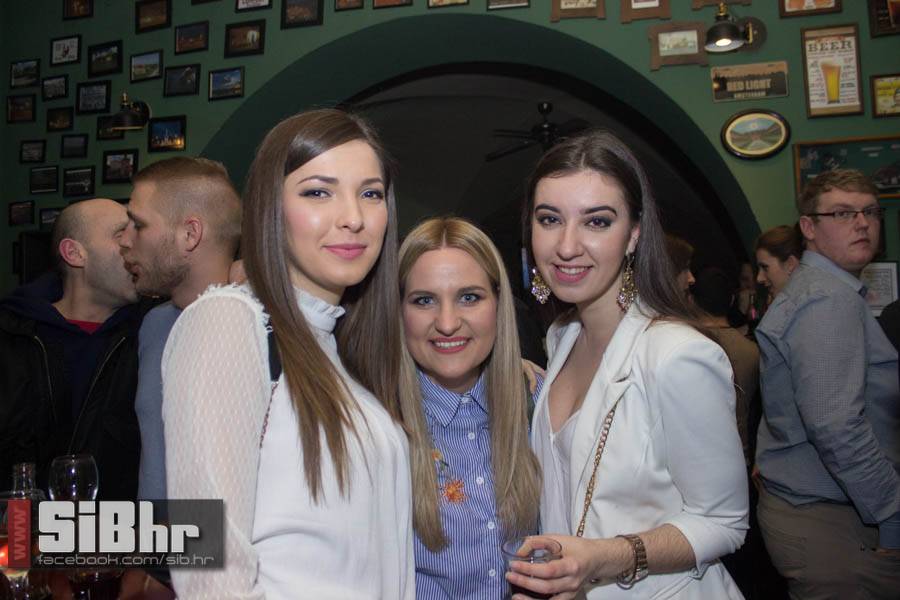 fort_pub_5