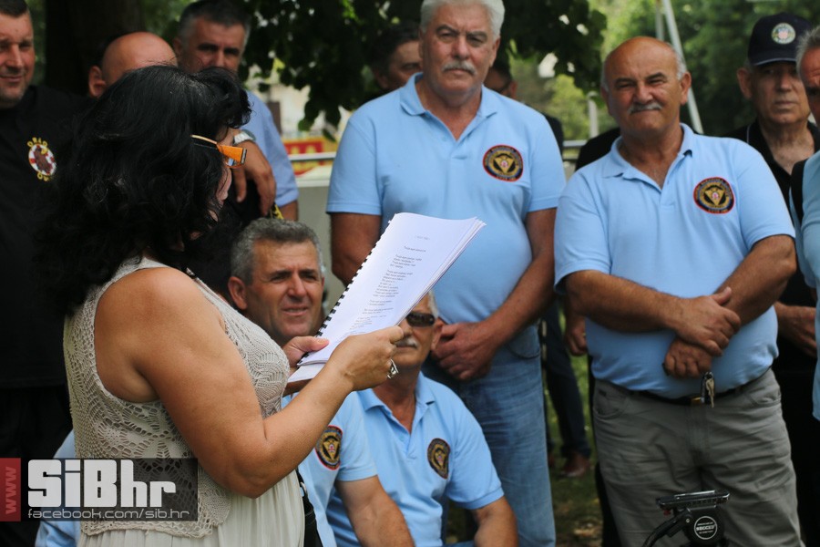 crveni_fico_2016_osijek_SiBhr_1