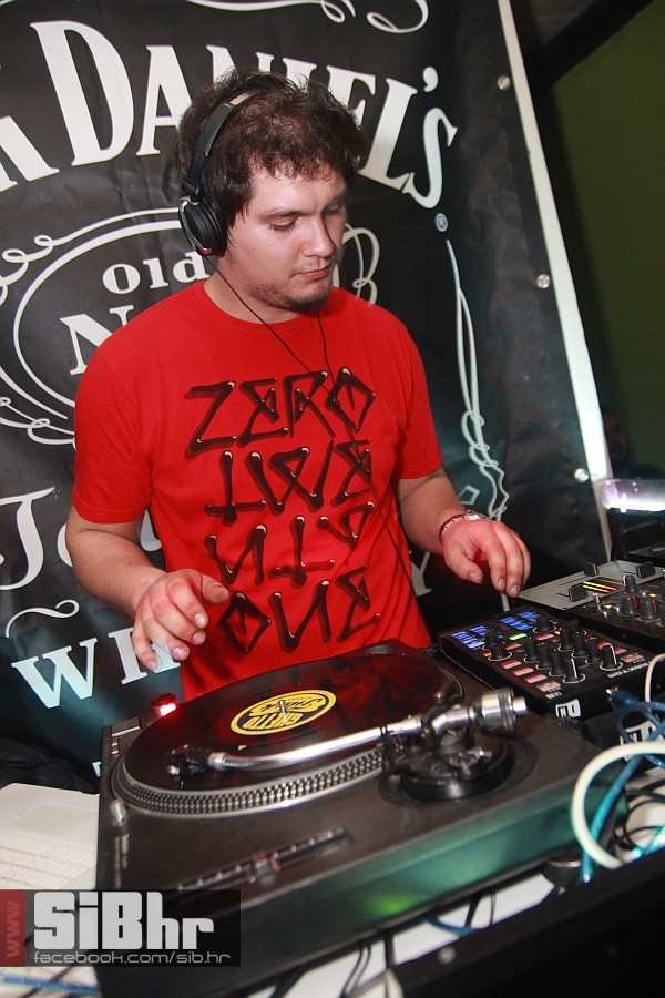 exit_osijek_nightlife_sibhr29_3