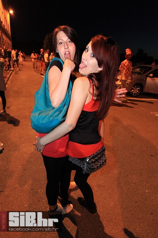dc_party_14062012_sibhr_by_mban