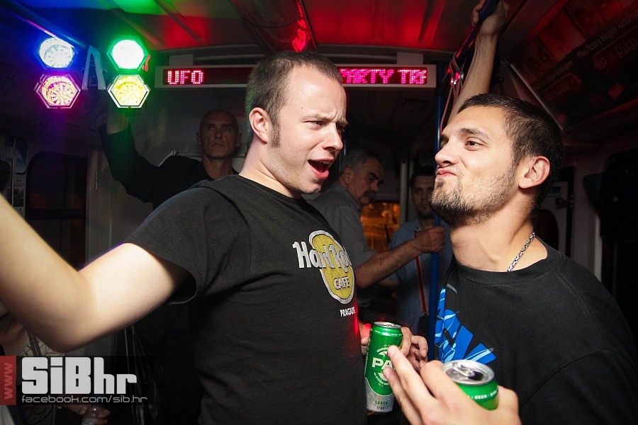 ufo_tramvaj_party_15062013_kali ufo_tramvaj_party_15062013_kali