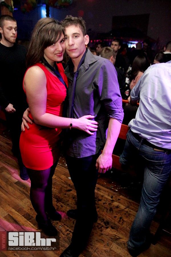 novagtrgkinolumiermediumlotus87 novagtrgkinolumiermediumlotus87