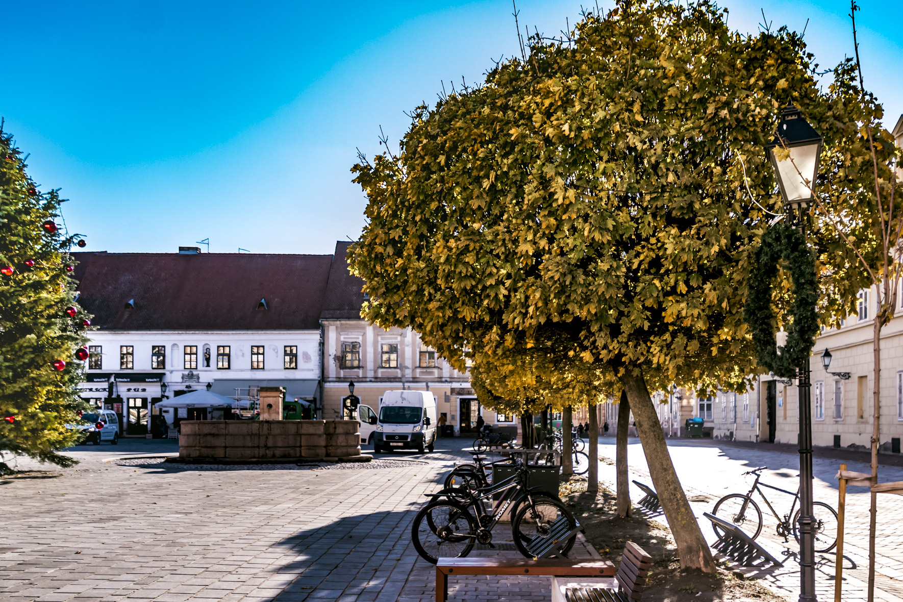 Pripreme za početak Adventa u Osijeku Pripreme za početak Adventa u Osijeku
