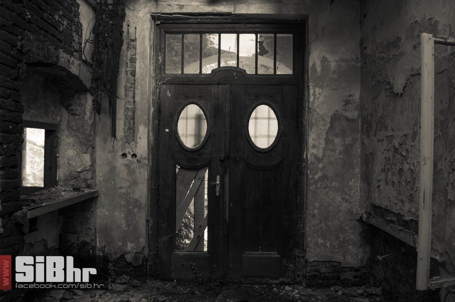 vila_batory_SiBhr_14