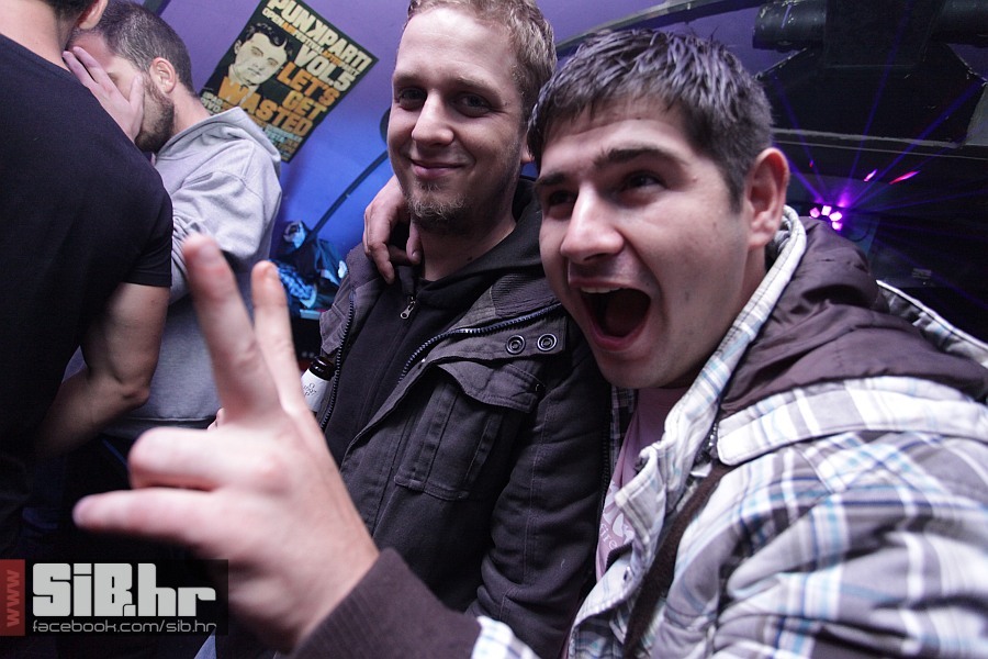 punk_party_10_atheist_rap_13102
