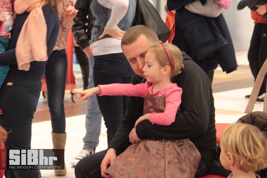 avenuemall_osijek_mali_disco_si