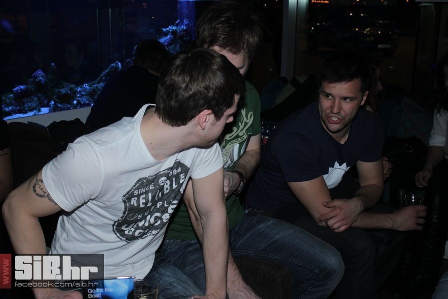 redbull_after_lotus_SiBhr_15