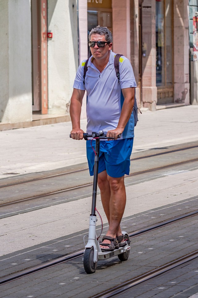 električni romobil električni romobil
