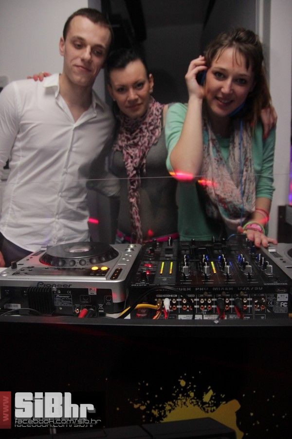 exit0903_29 exit0903_29