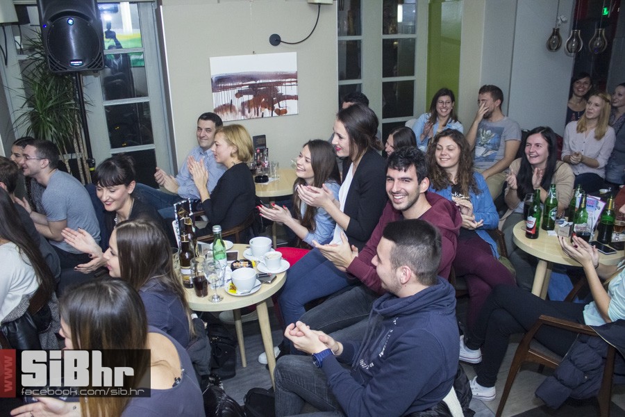 stand_up_2015_SiBhr_48