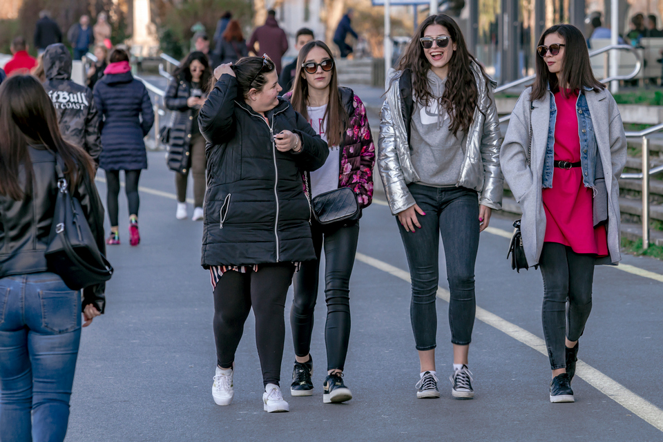 Osječane korona još nije uplašila – promenada puna šetača