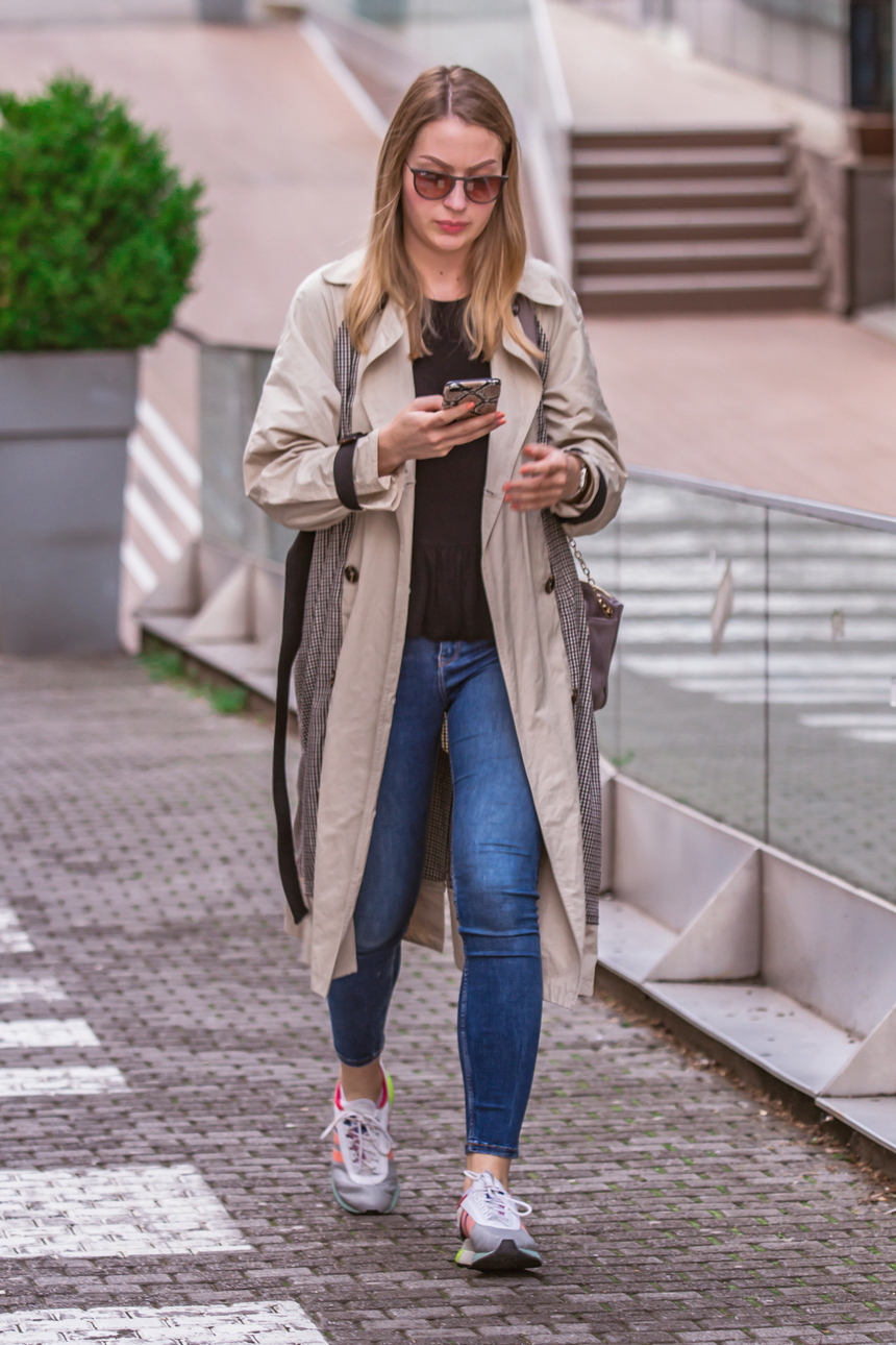 Image 4528308 (auto)