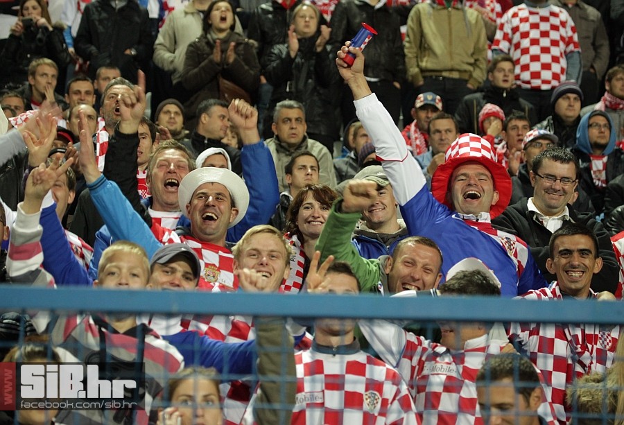 hrvatska-wales_navijaci_46