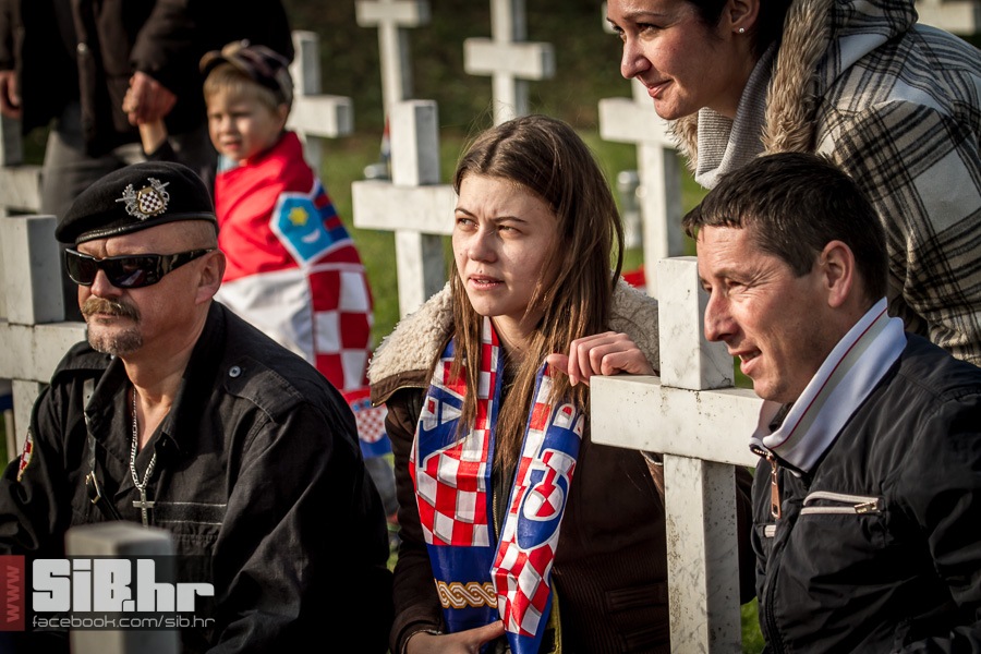 kolona_sjecanja_vukovar_1811201