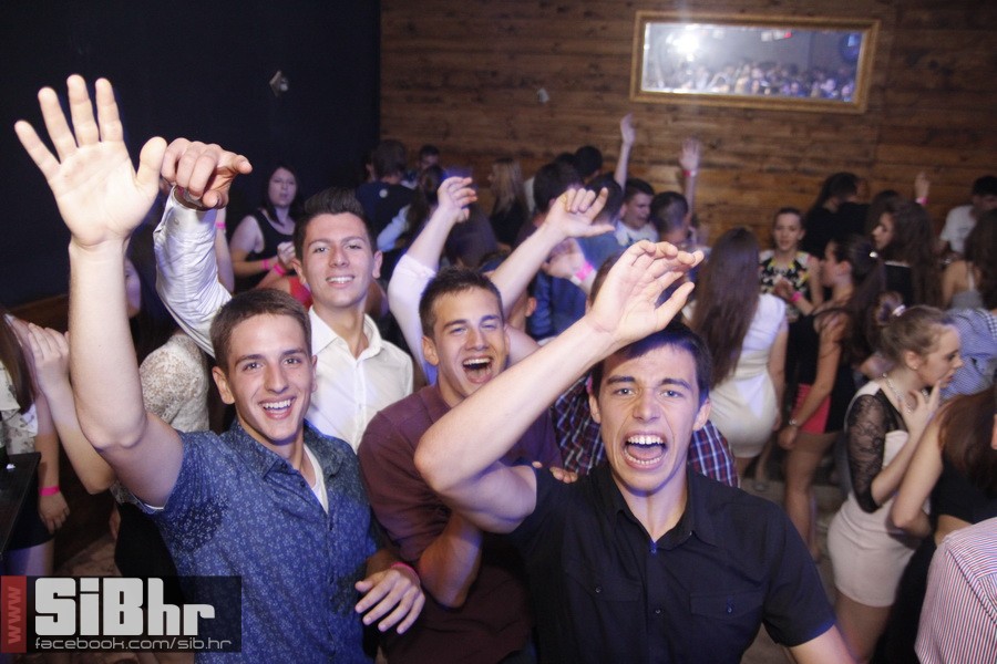 red_carpet_zoran_bastion_36