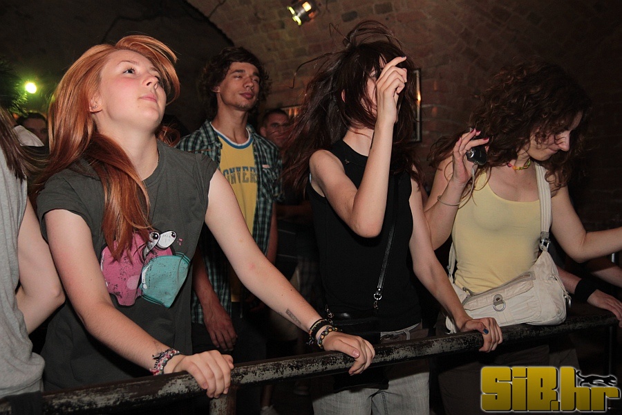 guzva_mini_teatar_18_06_2011_si