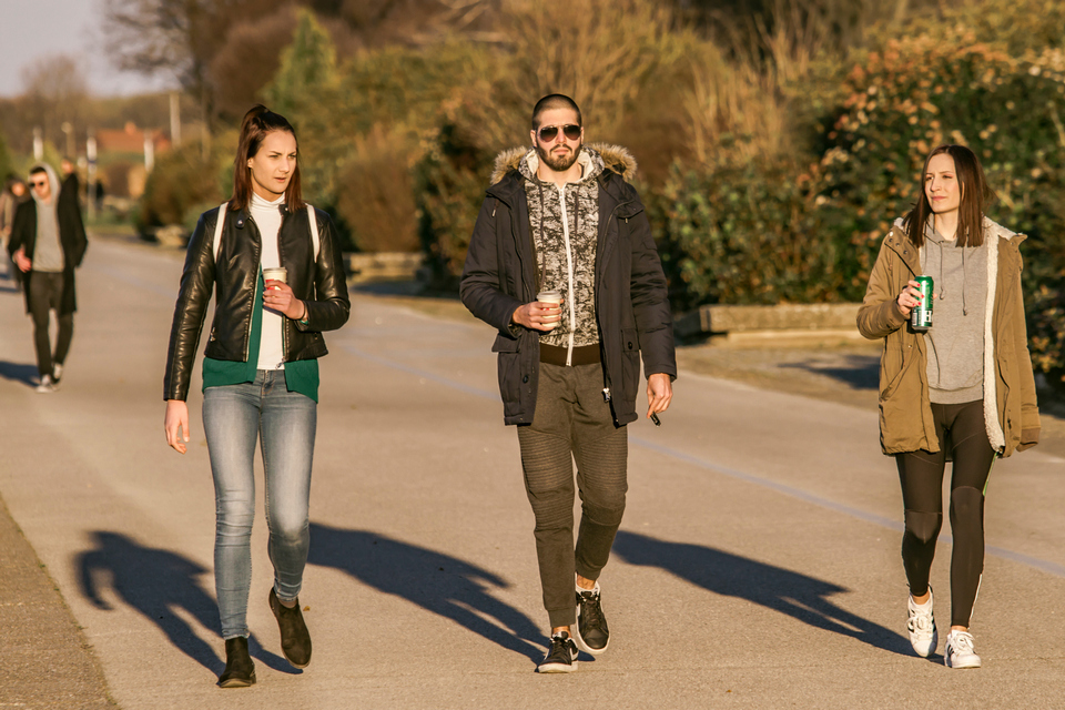 Osječane korona još nije uplašila – promenada puna šetača
