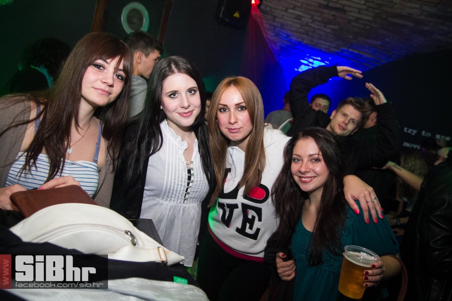 exit_05102013_SiBhr_16