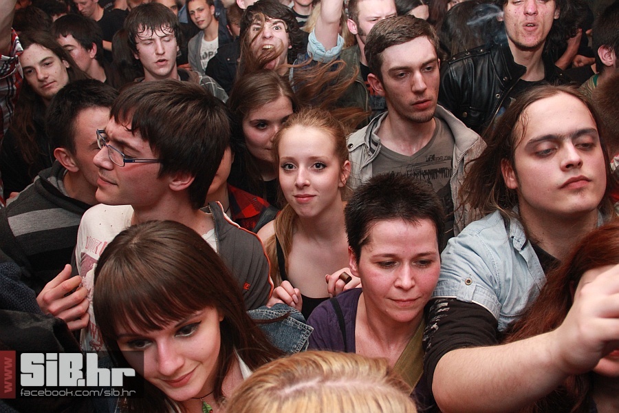 majke_pampas_23_03_2012_sibhr_0
