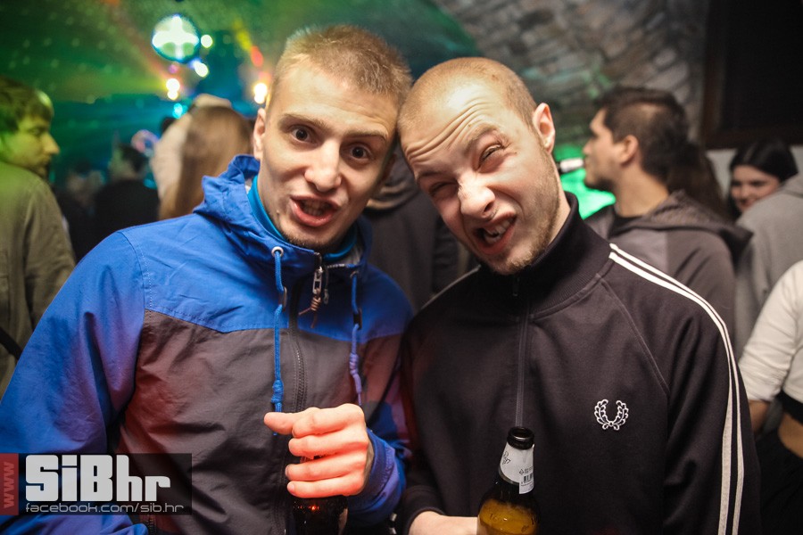 exit-viptaxi_SiBhr_8 exit-viptaxi_SiBhr_8