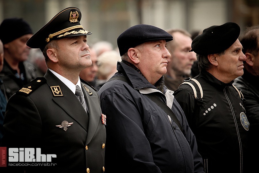 oslobodeni_generali_16112012_mb