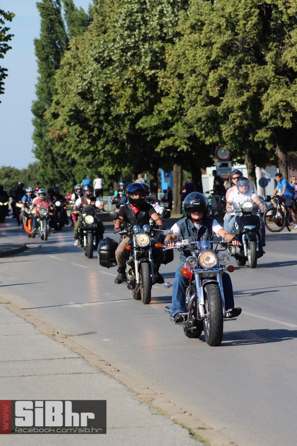 motorijada_osijek_defile_SiBhr_