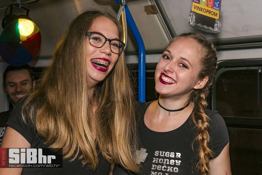 Tram_party_SiBhr-48