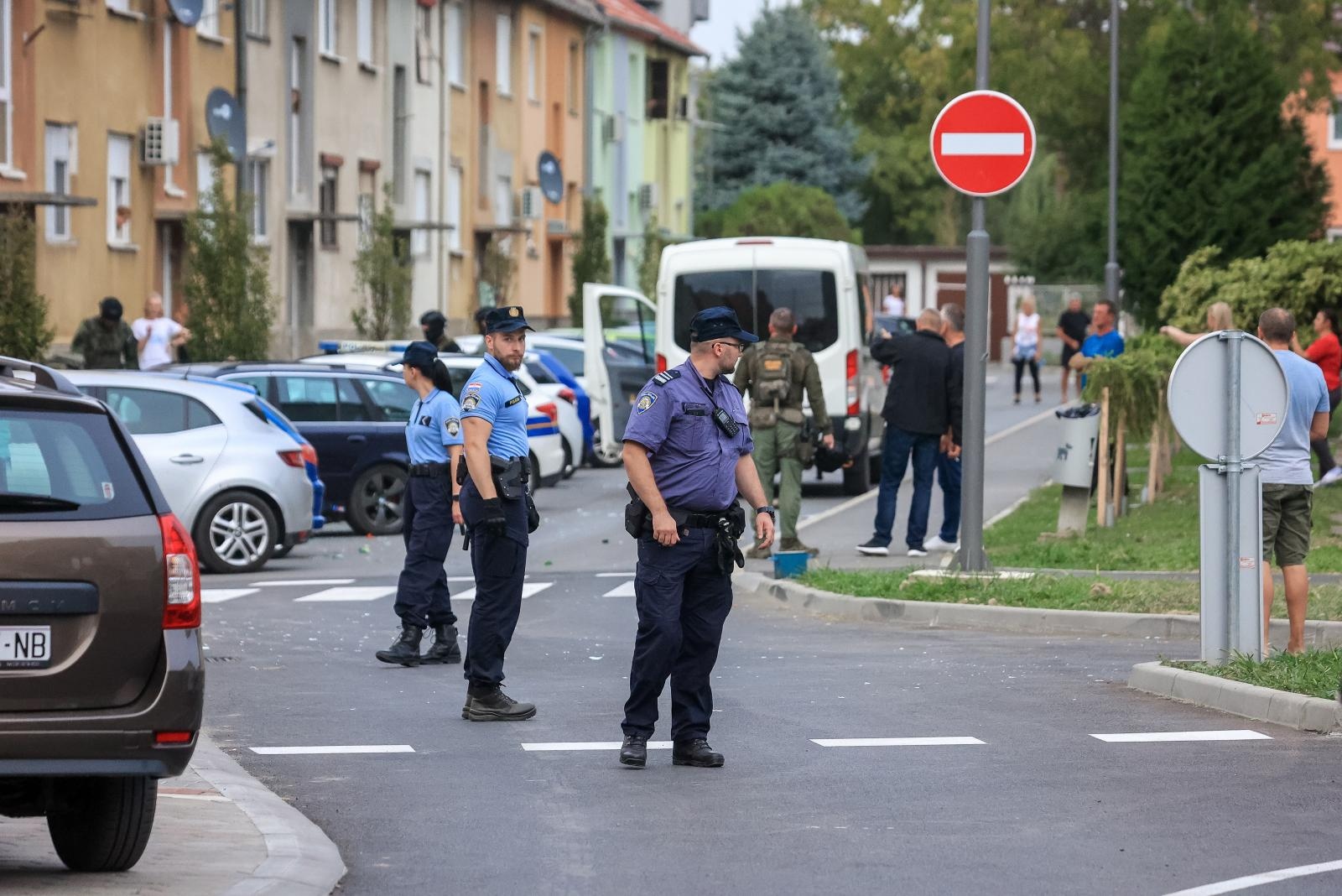 Talačka kriza u Krapinskom naselju