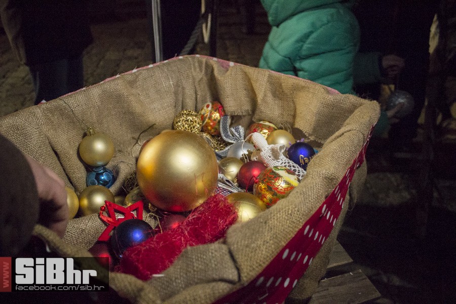 advent_u_tvrdji_dan_grada_osije