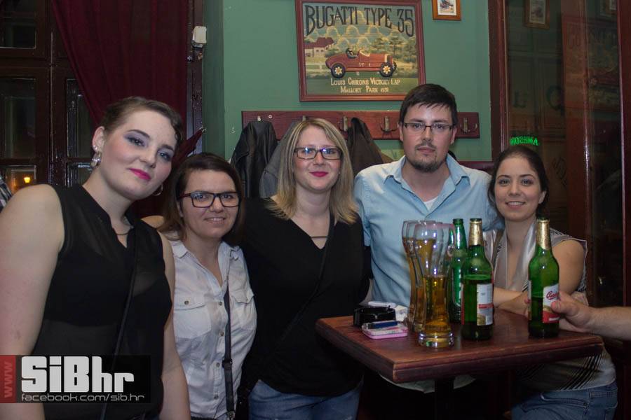 fort_pub_2