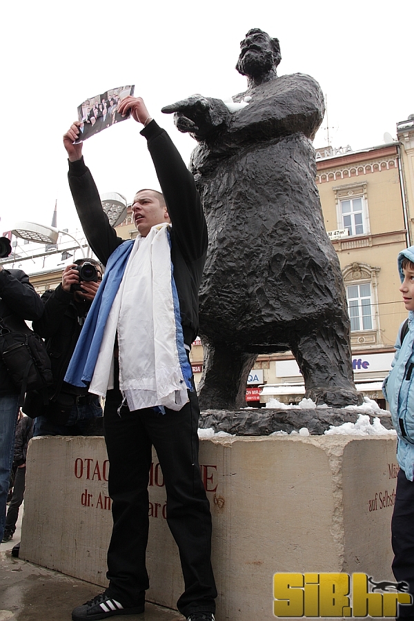 prosvjed_u_osijeku_26_2_2011_00