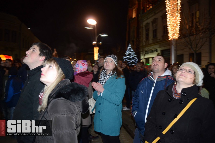 docek_nove_godine_trg_i_club_si docek_nove_godine_trg_i_club_si