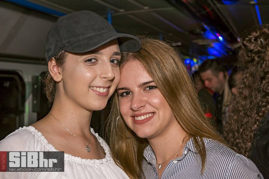 Tram_party_SiBhr-69