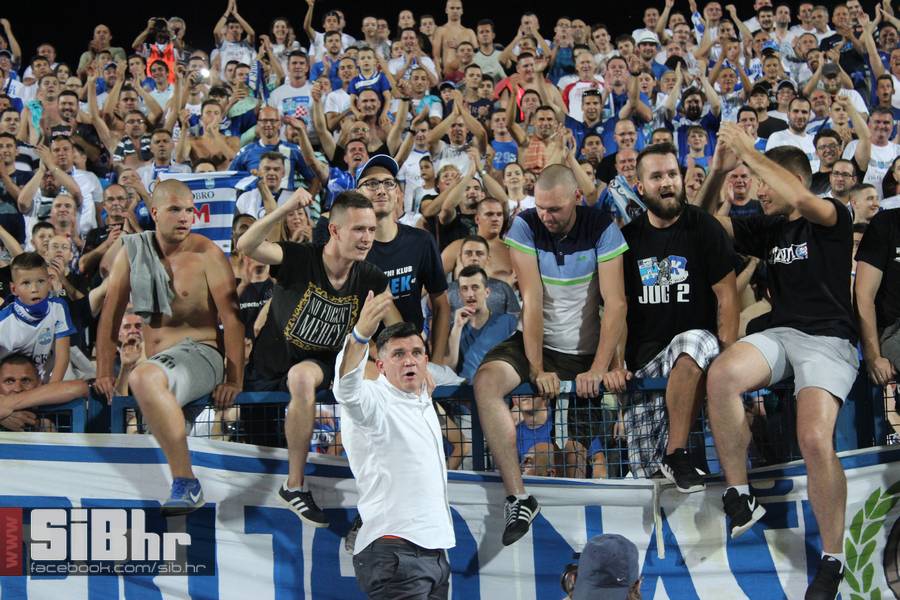 osijek-psv_SiBhr_59