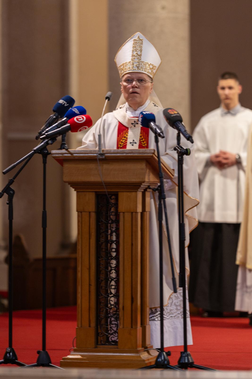 Uskrsna misa u osječkoj konkatedrali 2024.
